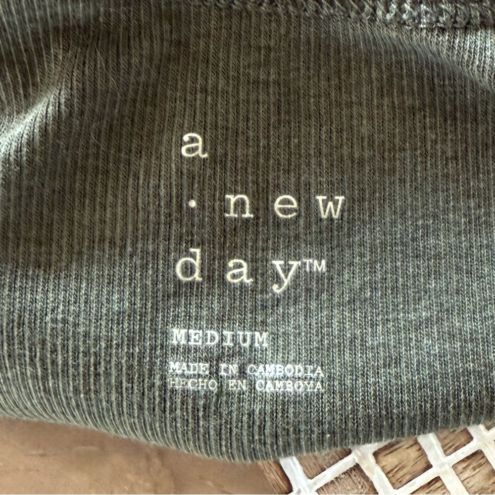 A New Day Ribbed Tank - Picture 7 of 8